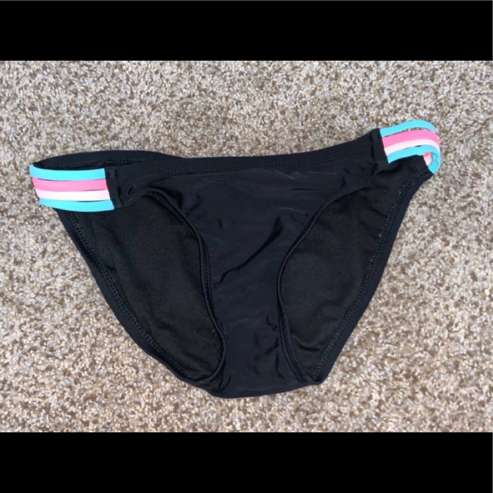 black bikini bottoms
